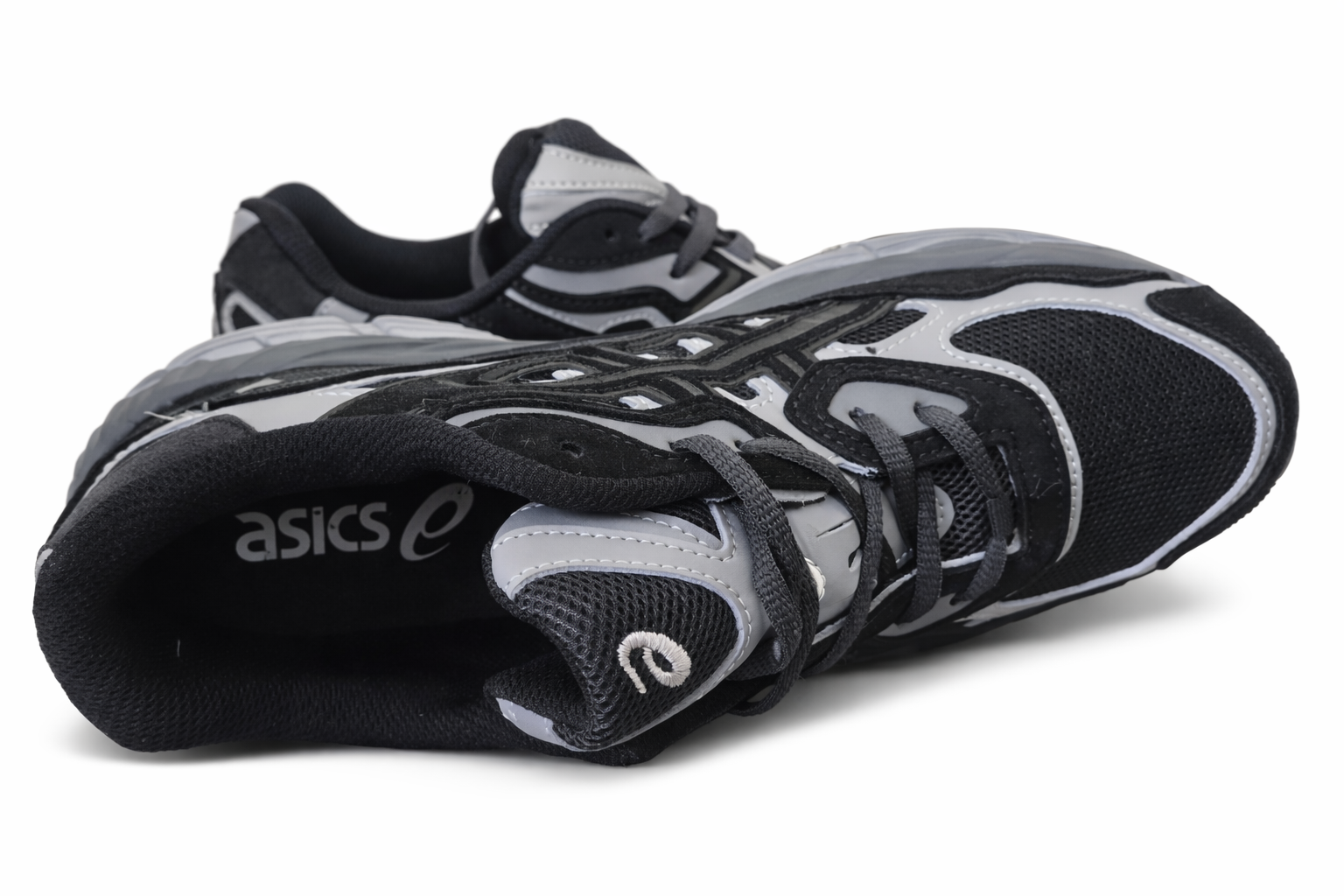 ASICS GEL-NYC Black and Graphite Grey Men's size 9